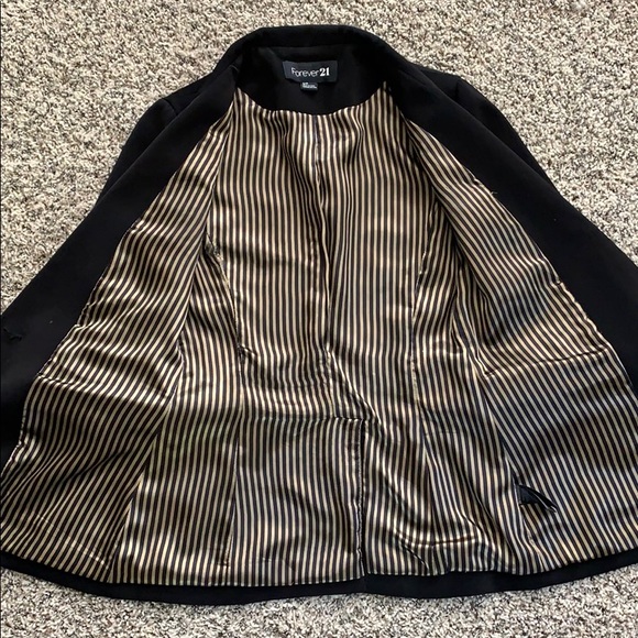 Black Blazer - Picture 2 of 3